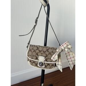 COACH Y2K Turnlock Shoulder Bag Crossbody Khaki/White Leather Trim Turnlock Read